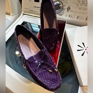 FINAL PRICE PRIOR TO DONATION
Izrah Mizrahi Purple Snakeskin Women's Shoes